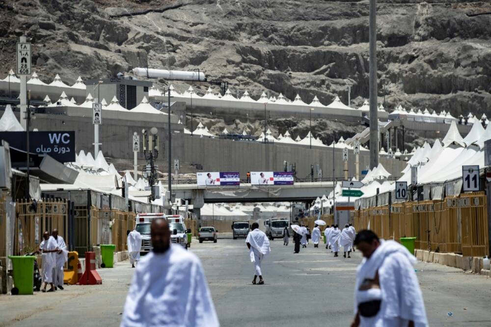 Muslim pilgrims arrive in Mina near the Muslim holy city of Mecca