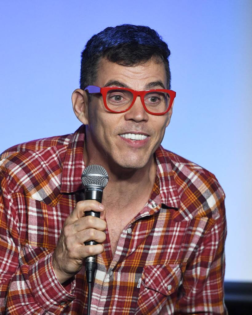 Steve O: net worth, age, spouse, parents, career, education, books, profiles