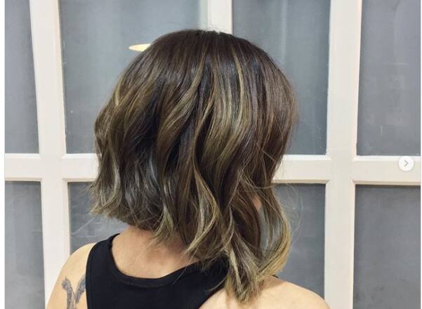 Light color chopped bob