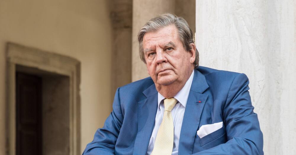 Johann Rupert Trends as Mzansi Reacts to His Alleged Ultimatum to Ramaphosa