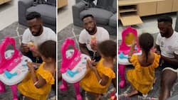 'Dad of the century': Siya Kolisi and Keziah play with Barbie dolls, video hits Mzansi in the feels