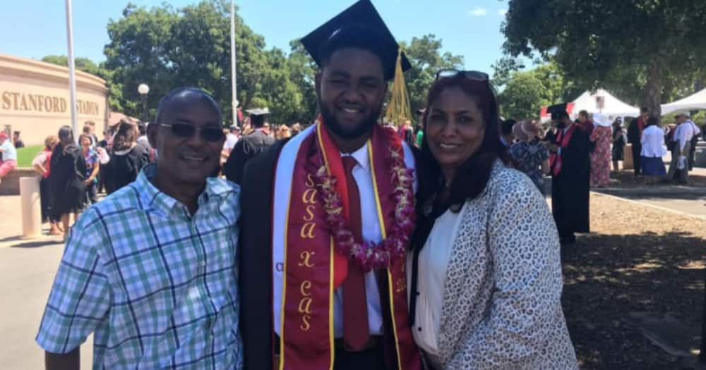 Maths Genius: Man proudly drops grad photos with parents as he earns degree in Applied Maths