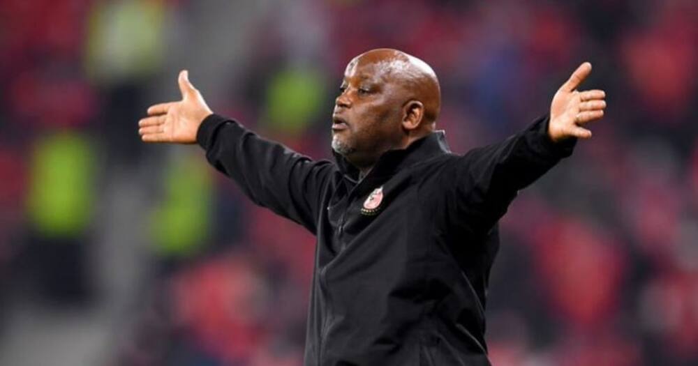 EFF leader Mbuyiseni Ndlozi has slammed Mamelodi Sundowns fans, for attacking Al Ahly coach Pitso Mosimane. Image: @TheRealPitso/Twitter