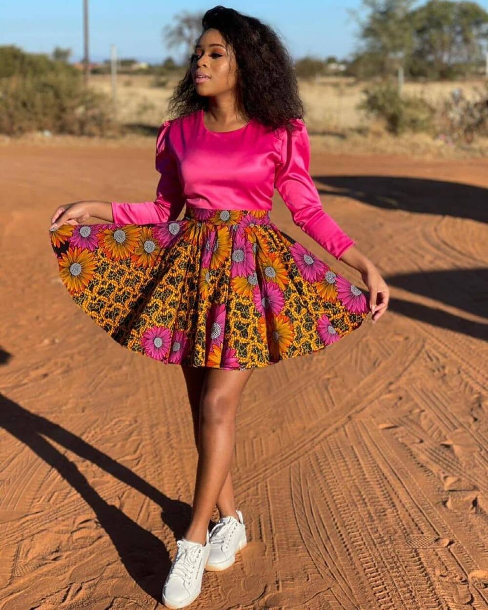 Pink-yellow bracelet-sleeved party dress