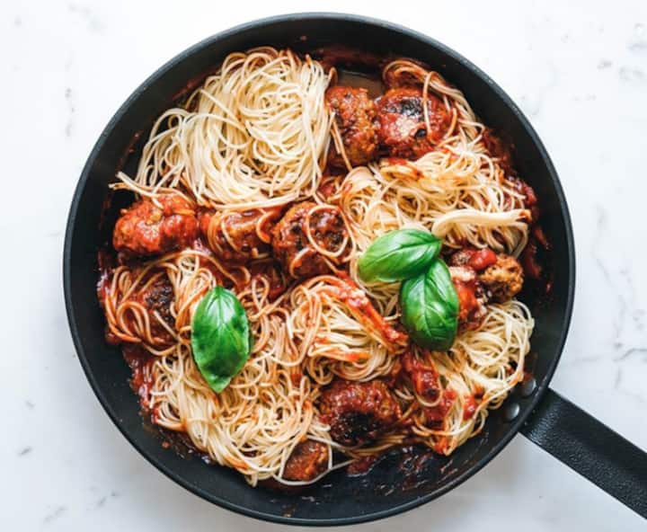 12 easy spaghetti and mince recipes South Africa - Briefly.co.za