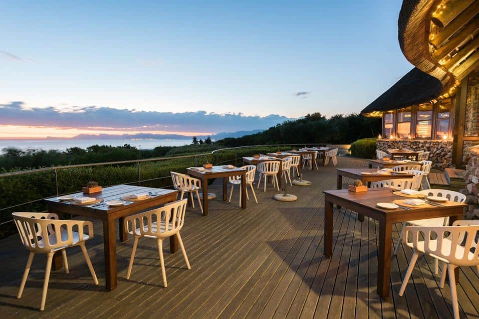 10 amazing beach wedding venues South Africa - Briefly.co.za