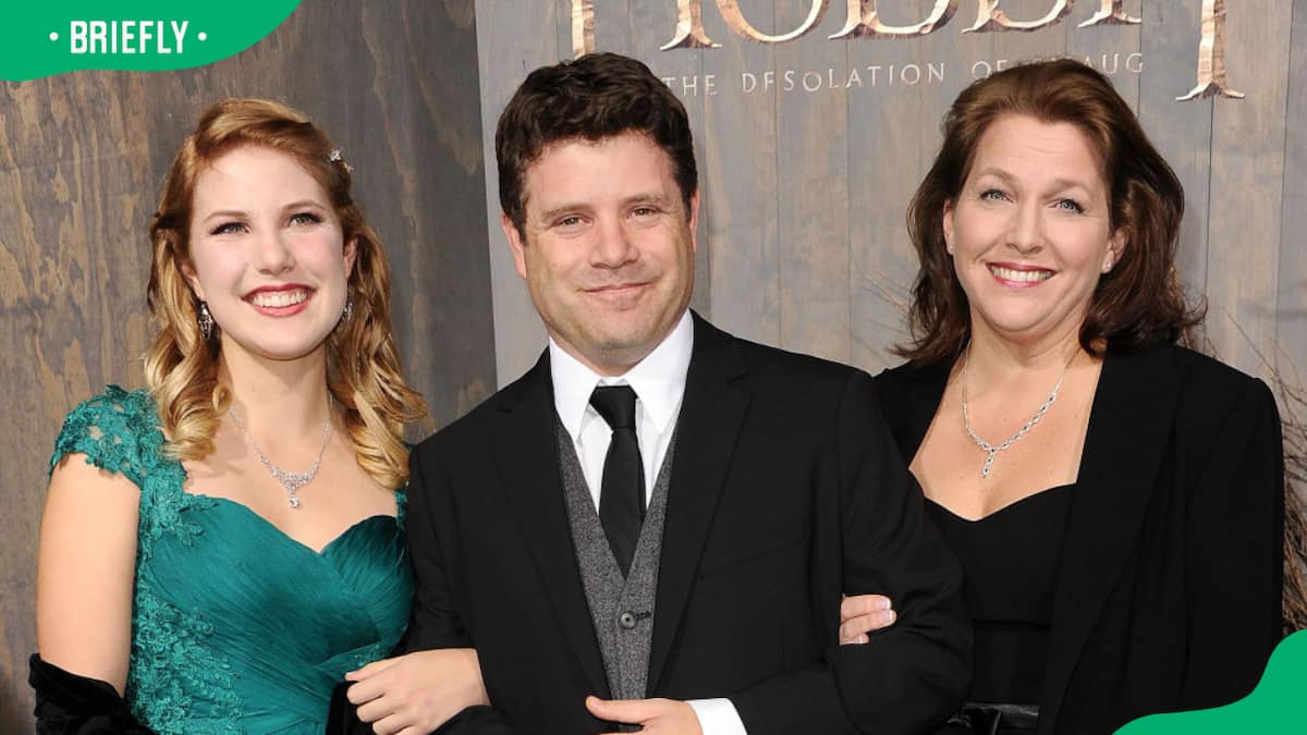 7 Facts About LOTR's Sean Astin’s Wife, Christine Harrell Astin ...