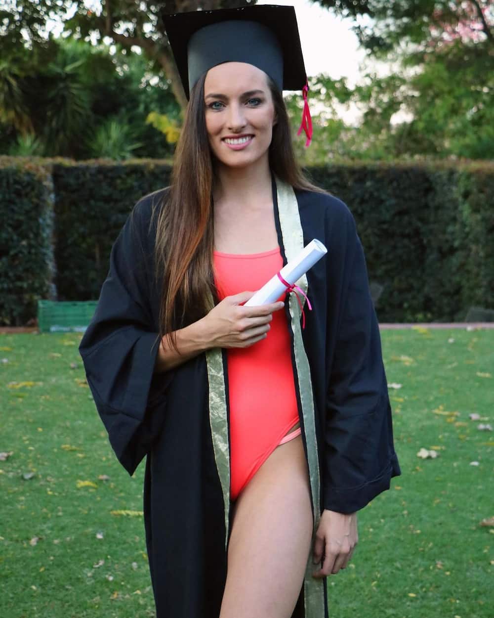 Tatjana Schoenmaker's graduation