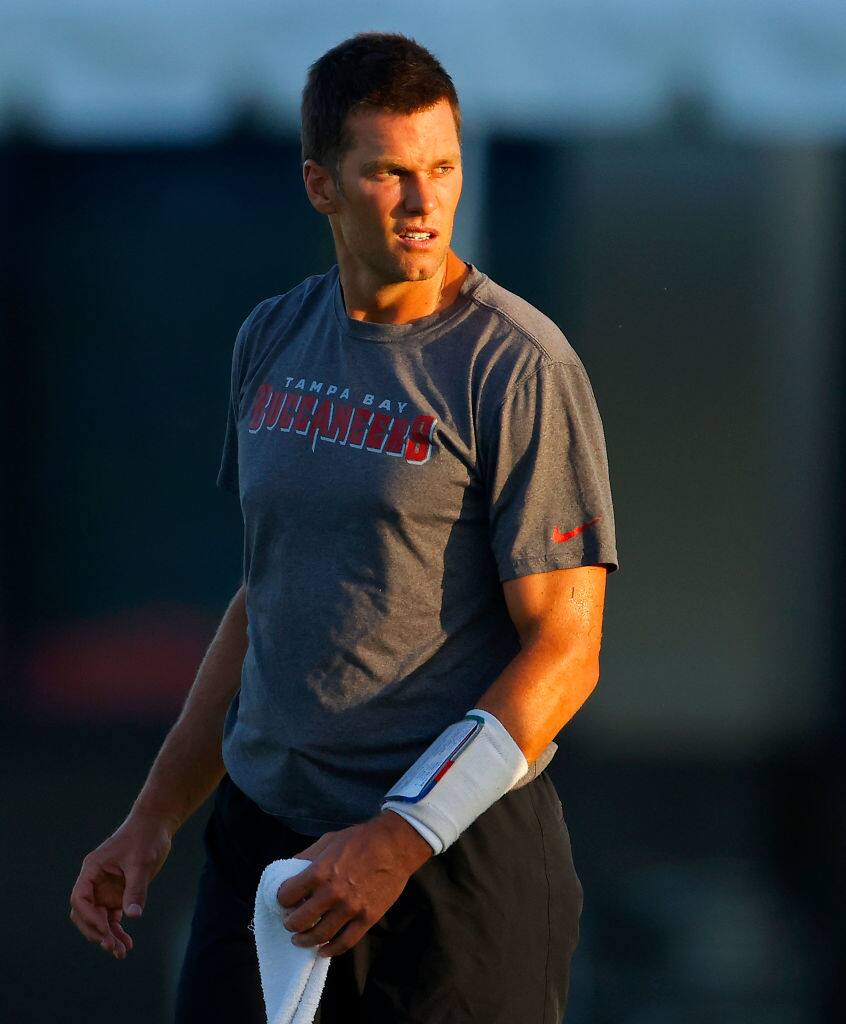 Tom Brady: net worth, age, children, wife, contract, rings, salary, endorsements