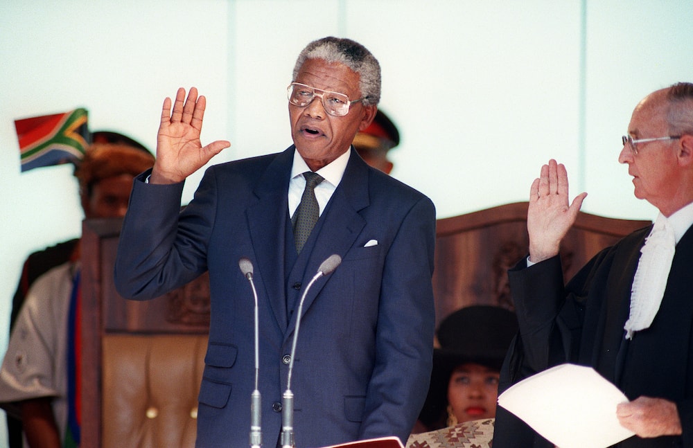 Nelson Mandela: 5 Powerful Photos of the Day Madiba Was Sworn in as South Africa’s President