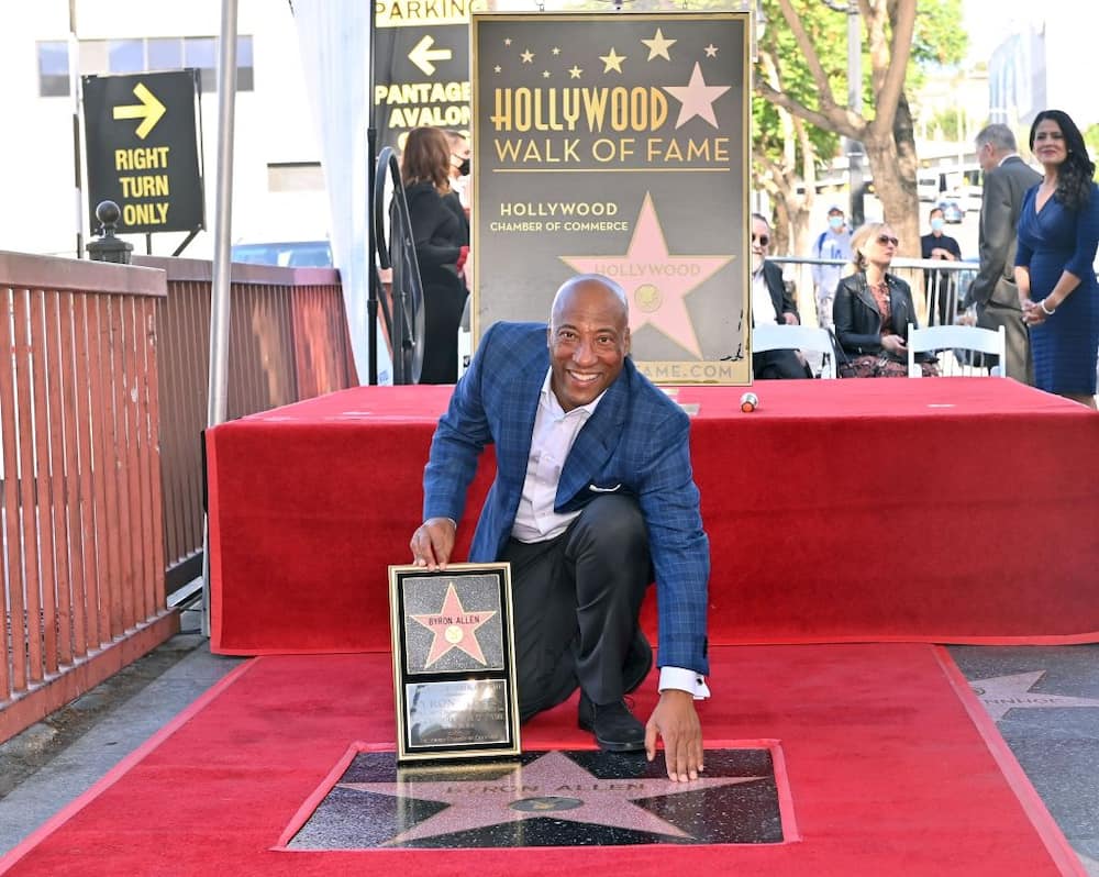 How did Byron Allen become so rich?