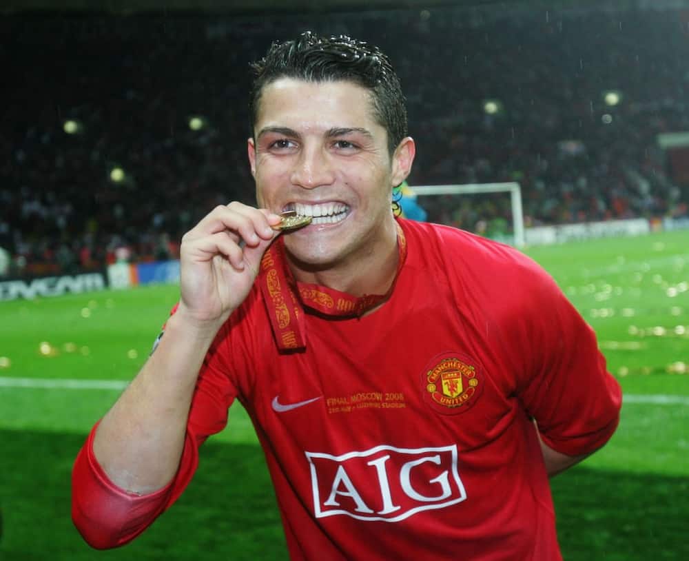 Ronaldo recalls Man United's Champions League title win over Chelsea with iconic photo