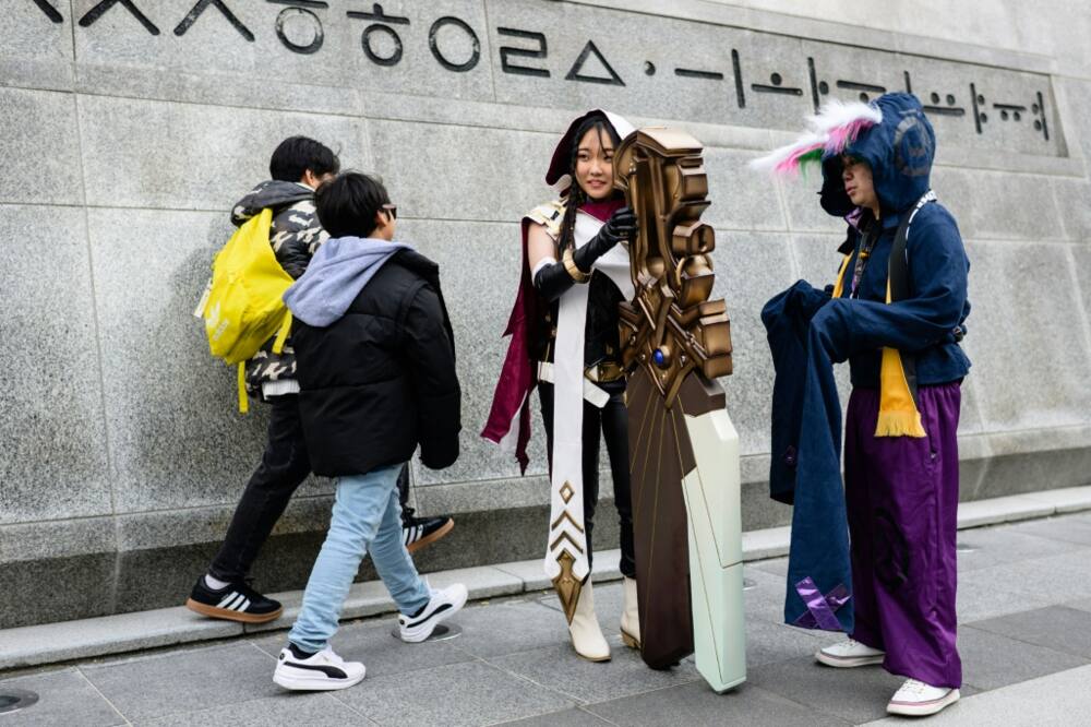 Thousands of gaming fans have descended on Seoul for the League of Legends world championship final