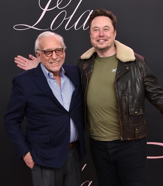 Billionaire Nelson Peltz (L) invited Donald Trump to a breakfast meeting in Florida with other high-rollers including Elon Musk (R)