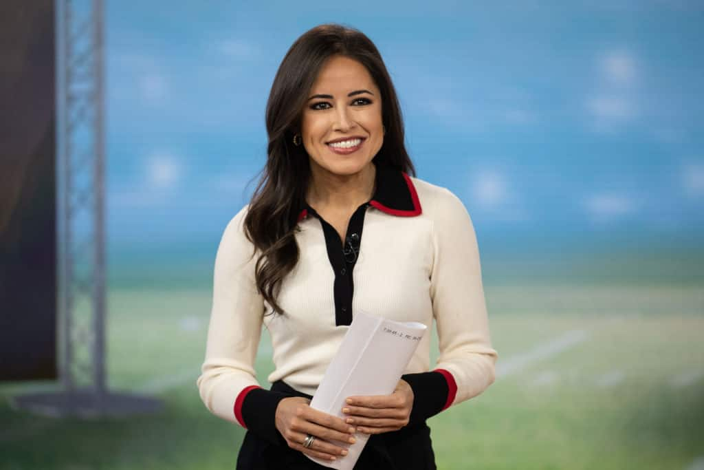 Who is Kaylee Hartung's husband, or is she dating? All about the sports