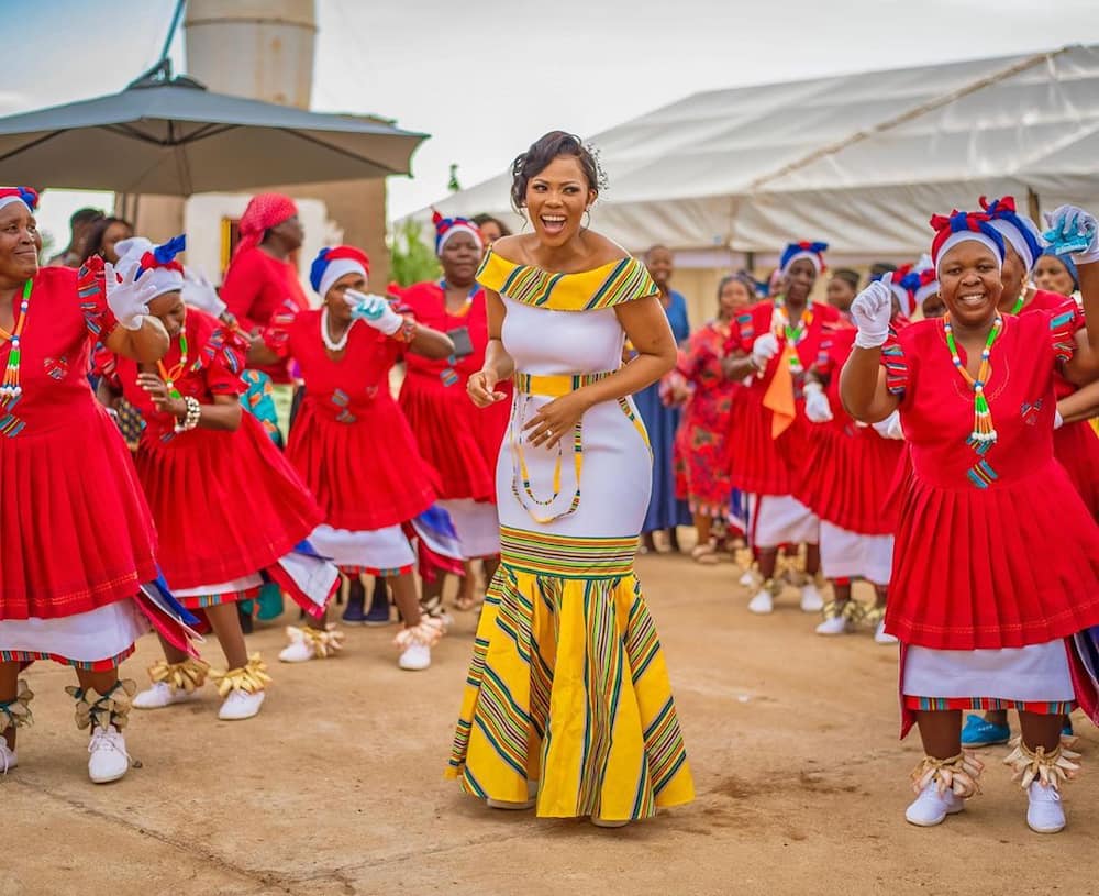 traditional wedding dresses