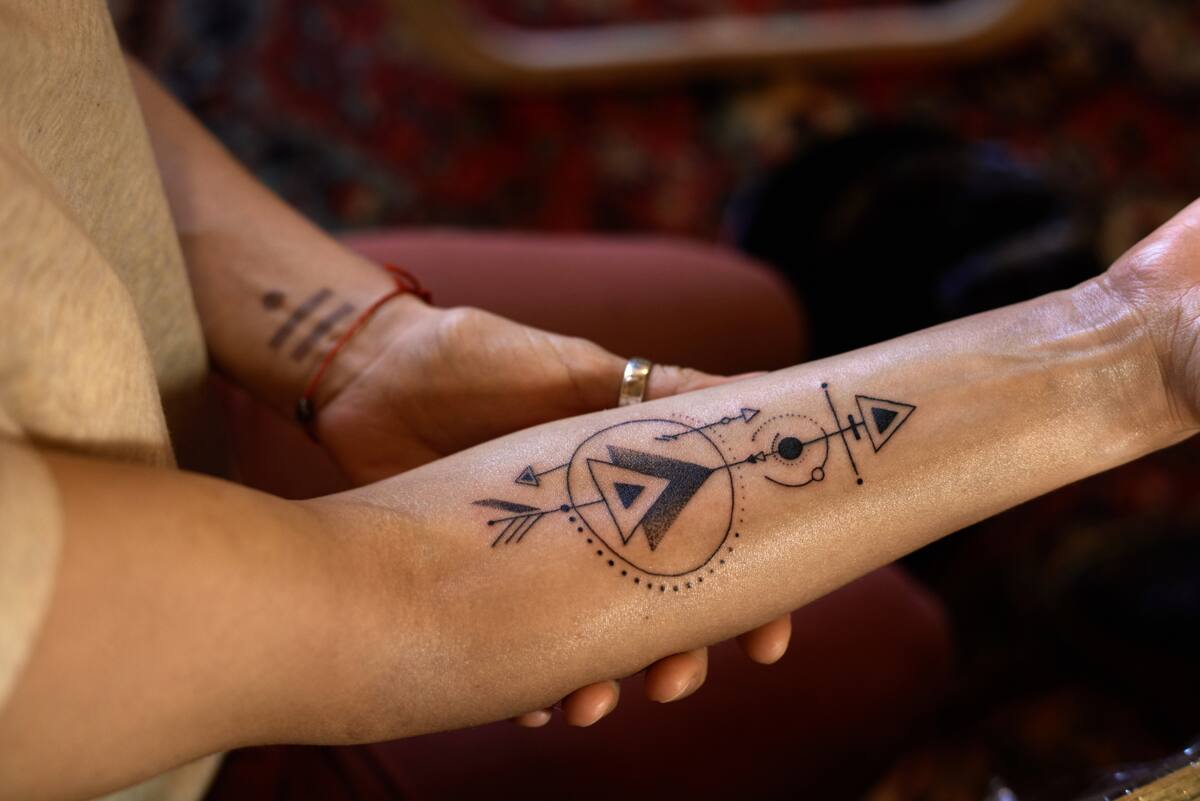Amazon.com : Everjoy 10+ Designs Waterproof Arm Wrist Leg Circle Fake  Temporary Tattoo Stickers - Black Boho Tribal Armband : Beauty & Personal  Care