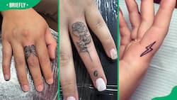 Top 75 finger tattoos that will make you stand out