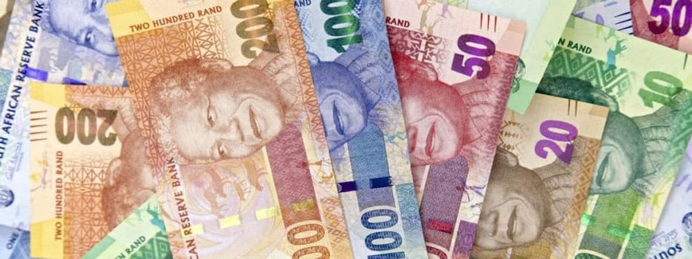 Where can I exchange foreign currency in South Africa