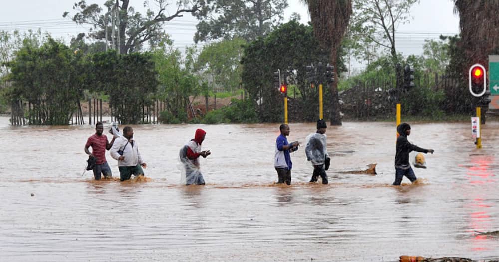 Heavy rains, Flash floods, Hammanskraal, Tshwane, Residents, Homes, Shelter, South African Weather Service, South African National Civic Organization, SANCO, Gauteng, North West, KwaZulu Natal, Mpumalanga