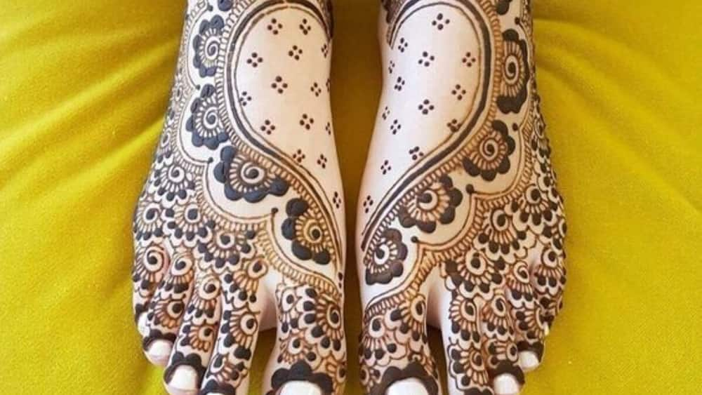 Henna designs