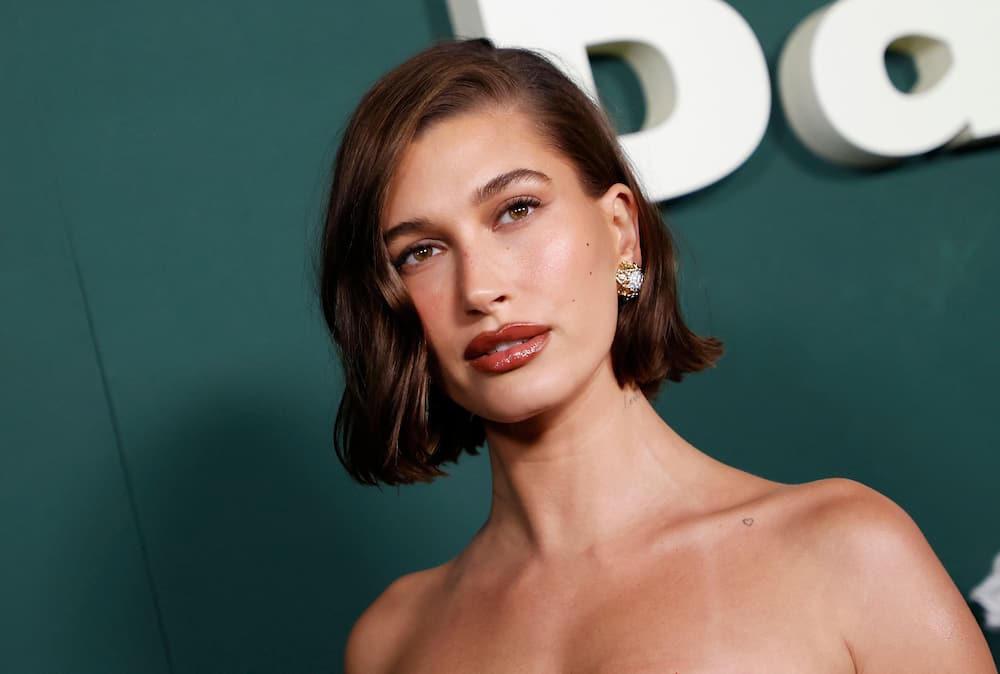 Model Hailey Bieber at the Baby2Baby Gala