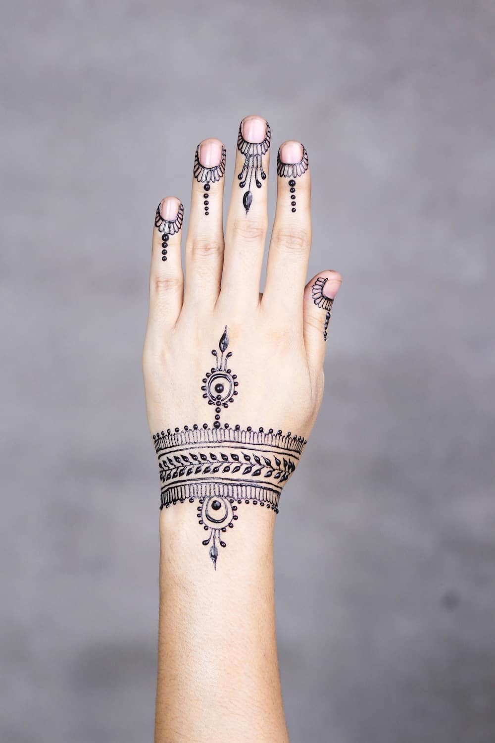 50+ beautiful mehndi designs for adults and kids