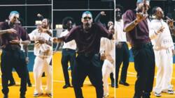 Chris Brown hits 'Tobetsa' dance moves, video of US star pointing finger like SA peeps gets 6.5 million views