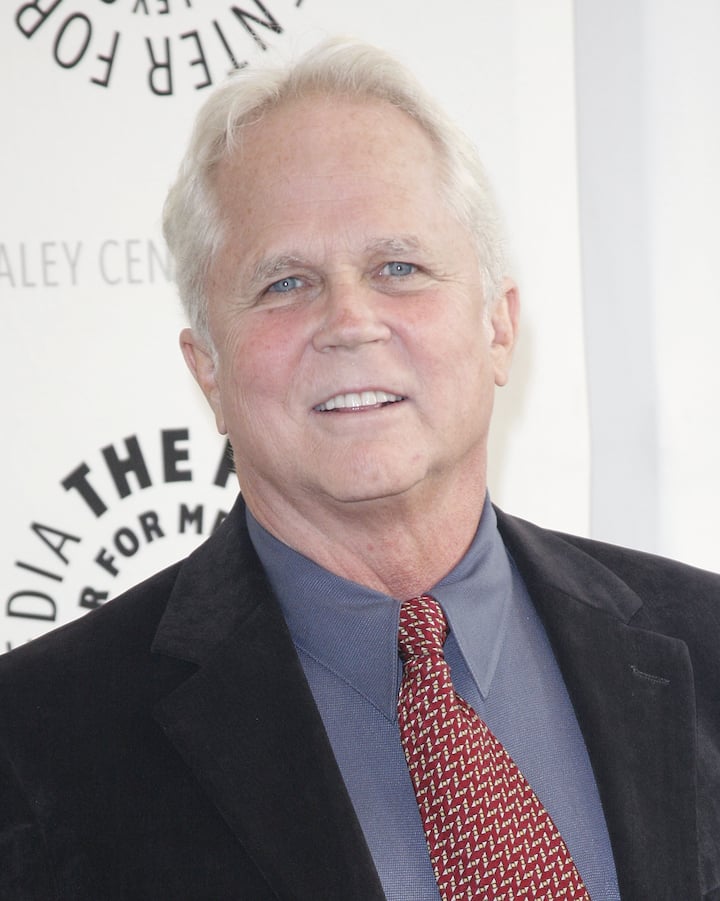 What is Tony Dow's net worth, and what are his sources of income
