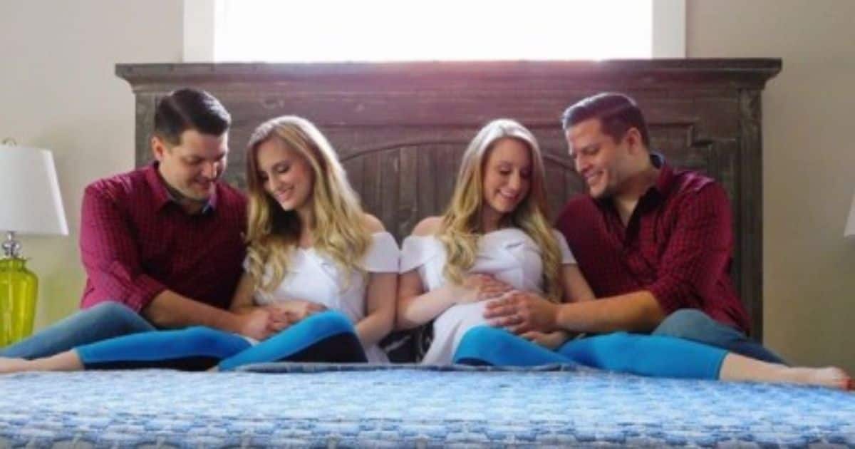 2 Sets of Identical Twins Marry Each Other Expecting