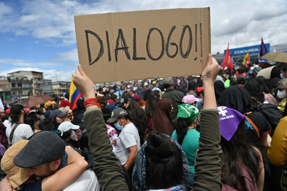 Some 10,000 protesters are concentrated in Quito