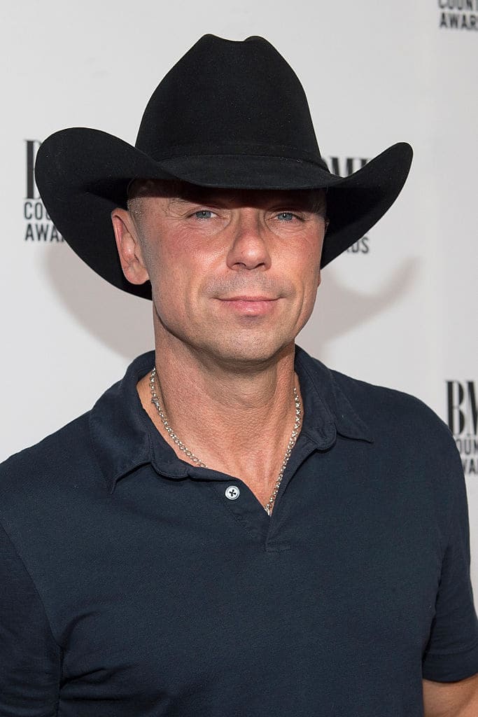 Does Kenny Chesney have a child?