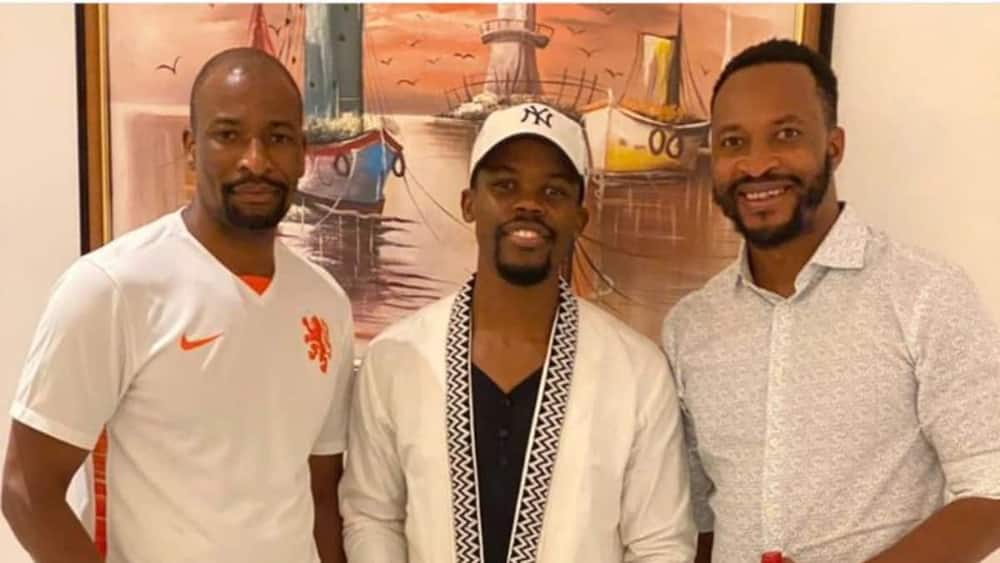 3 friends who used to wash plates in South Africa 12yrs ago succeed, opens their restaurant in VI