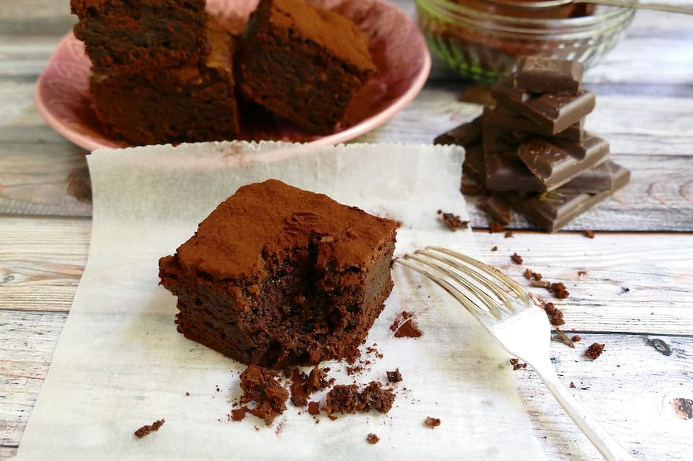 Easy-to-cook brownie recipe for South Africans to try in 2024 - Briefly ...