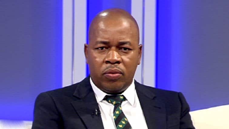 Mzwandile Masina bio