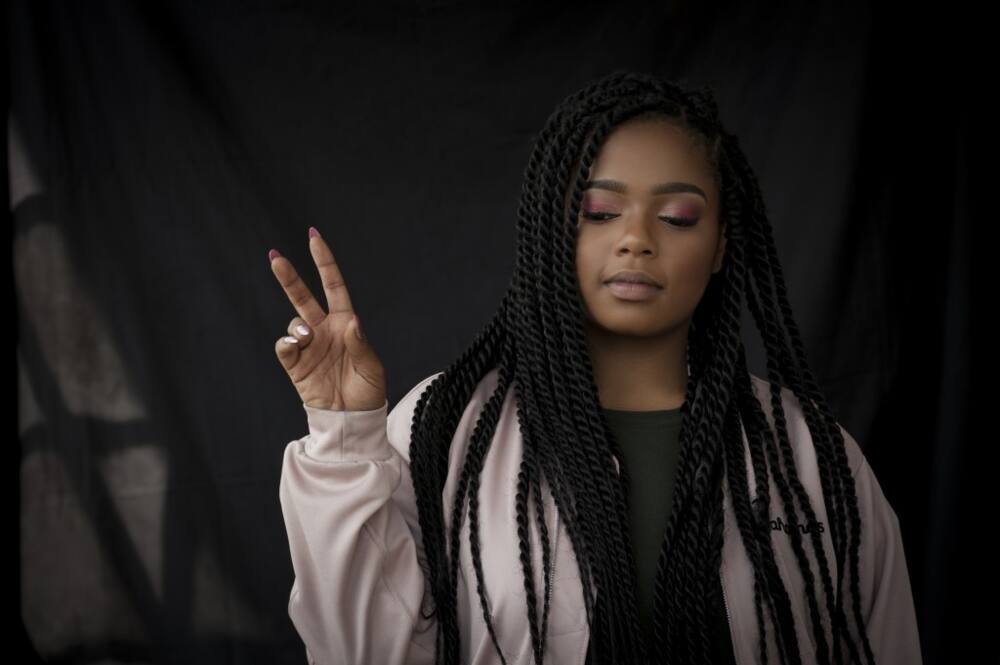 Shekhinah - Suited: Lyrics, official video and public reaction Shekhinah - Suited: Lyrics, official video and public reaction