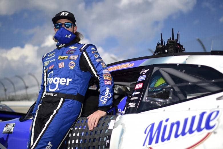How much does a NASCAR driver make?