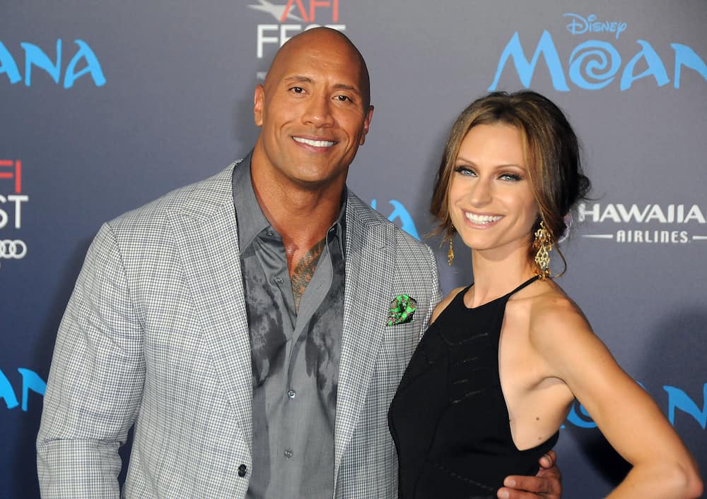 Dwayne Johnson Height, Weight, Age, Wife, Girlfriend, Children, Family,  Biography & More » StarsUnfolded