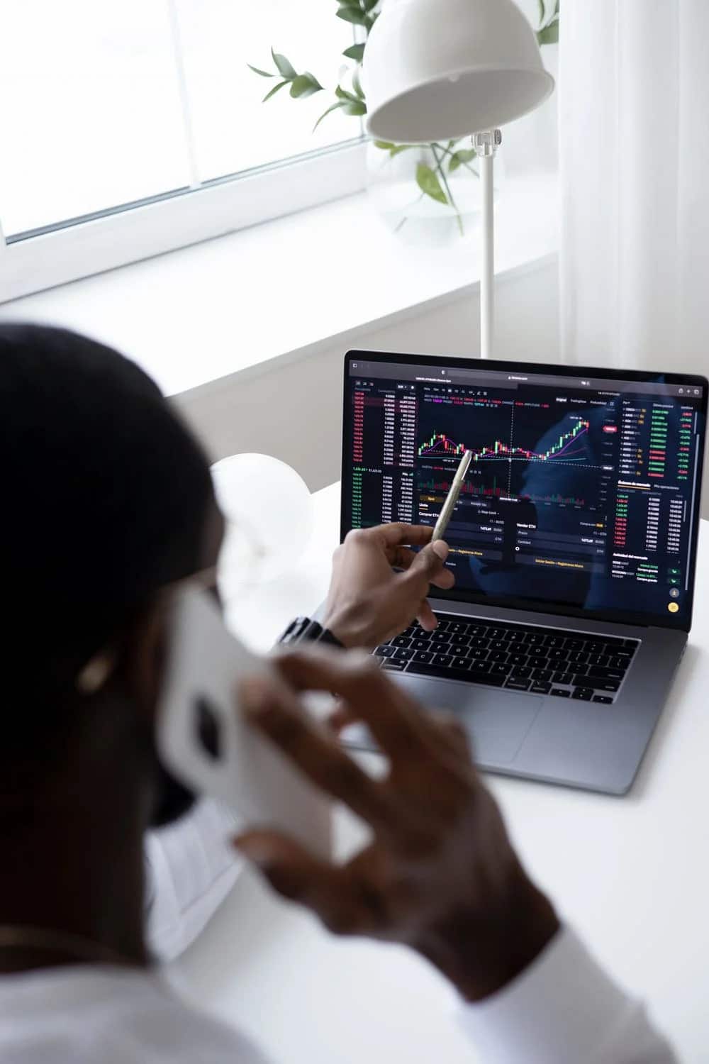 Which trading platform is the best for beginners in South Africa?