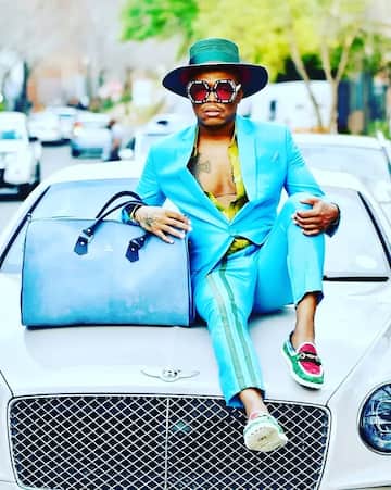 Somizi Mhlongo's biography: Age, daughter, mother, father, cars, house ...