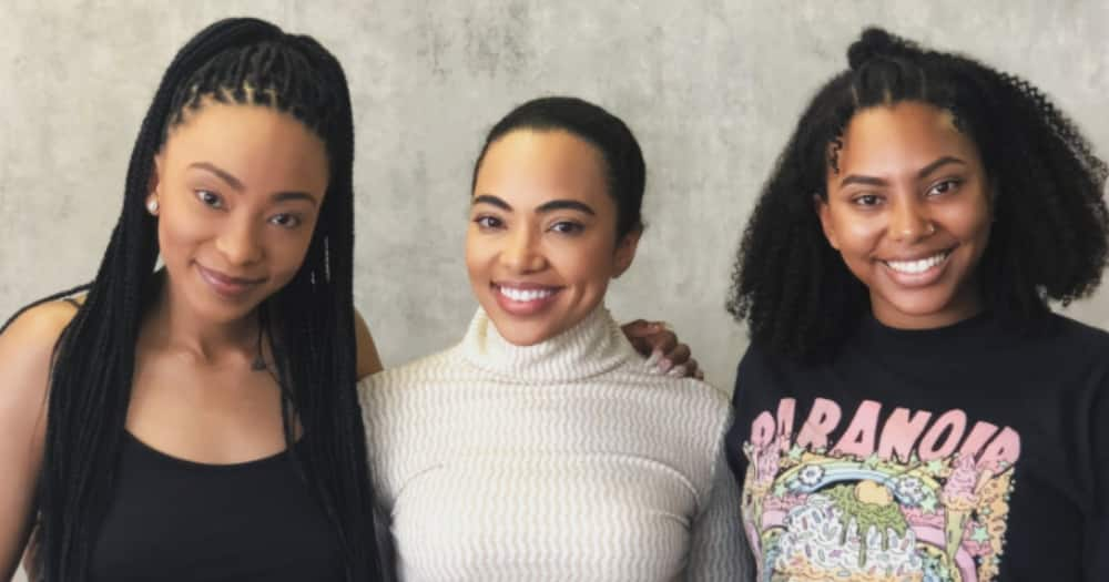 Sisterhood: Actress Amanda du Pont shows off her gorgeous siblings