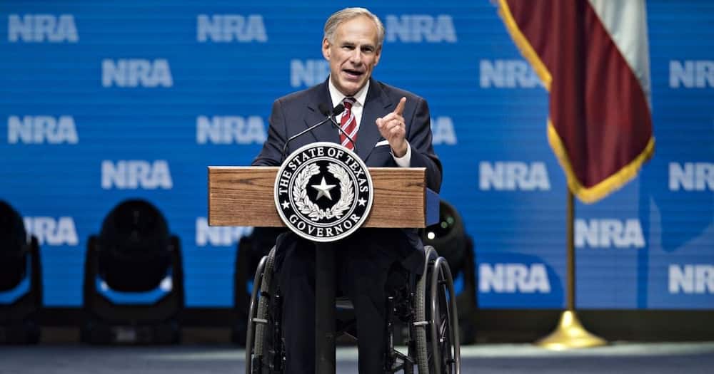 Texas governor, claiming South Africans, crossing US border, illegally, dragged, Greg Abbott