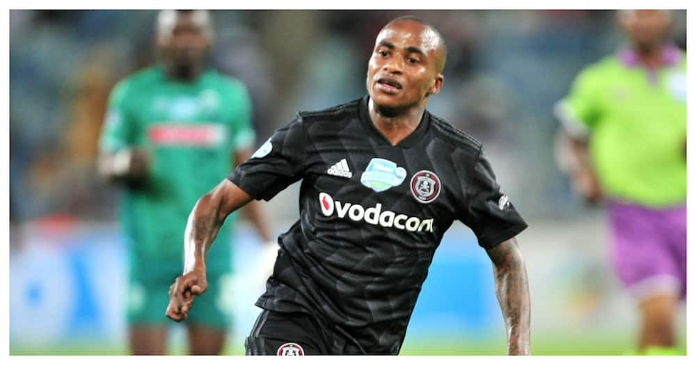 Thembinkosi Lorch Biography Age Measurements Wife Parents Current Team Stats Salary Car House And Instagram