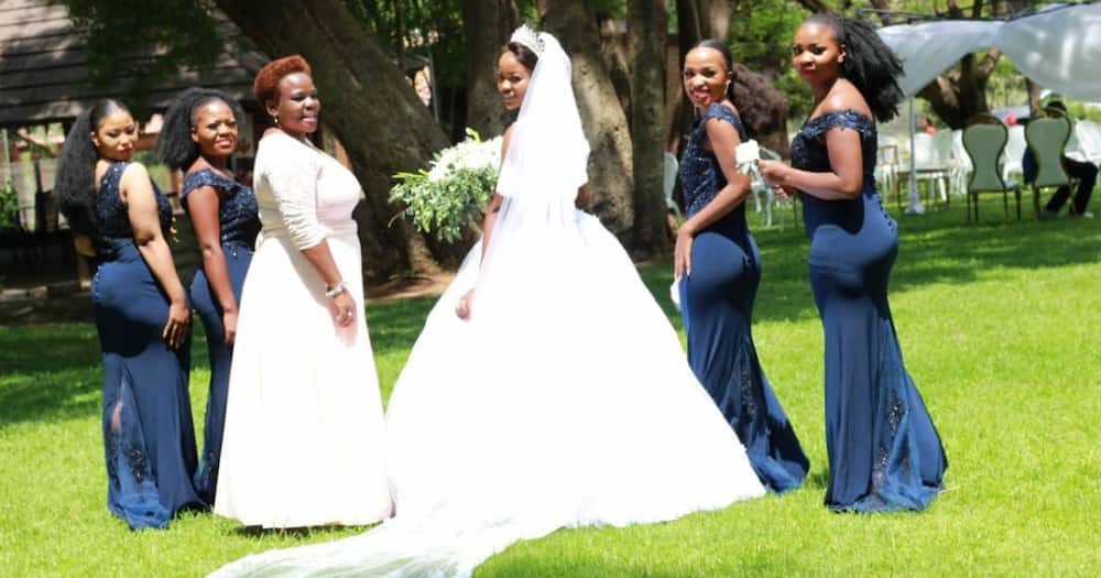 Mzansi swoons over stunning pics of newlyweds, "Oh that's beautiful"