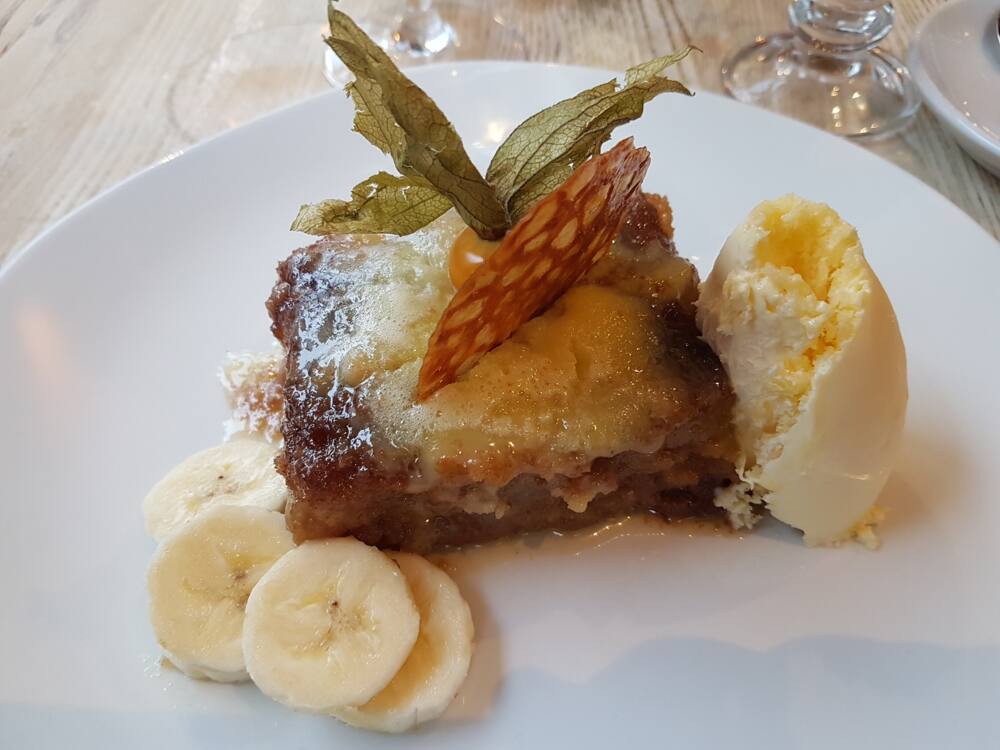 How to make malva pudding sauce How to make malva pudding sauce
