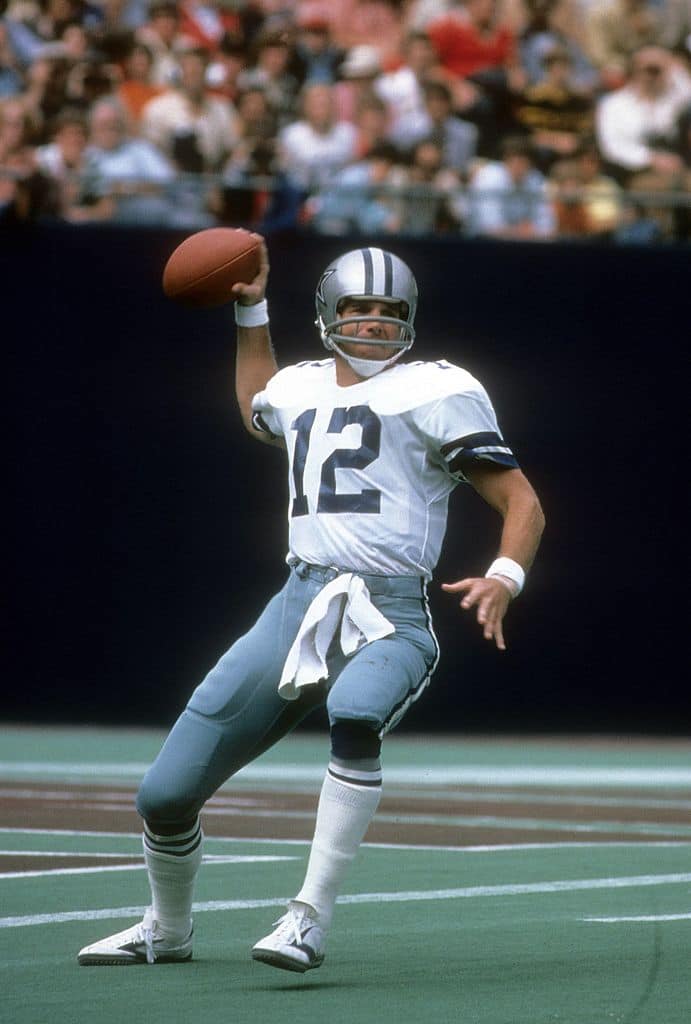 Smallthoughts:Old School Tuesday …Roger Staubach –  smallthoughtsinasportsworld