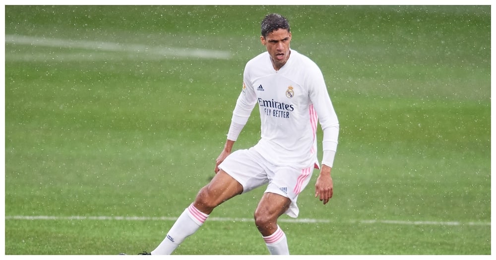 Raphael Varane, Defender, Real Madrid, Manchester United, Premier League, La Liga, Alex Telles, Ole Gunnar Solsjkaer, Santiago Bernabeu Raphael Varane, Defender, Real Madrid, Manchester United, Premier League, La Liga, Alex Telles, Ole Gunnar Solsjkaer, Santiago Bernabeu