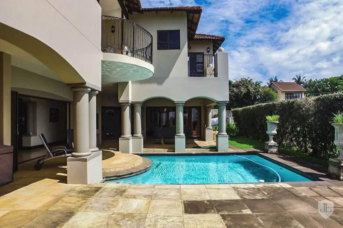 iBesti Mansions in South iAfricai 2019 Briefly SA