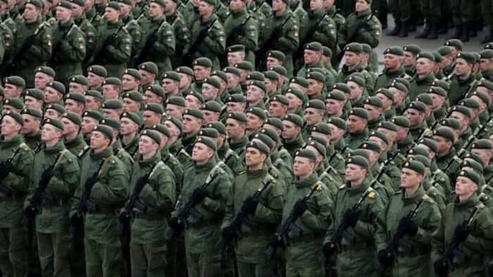 Russia's failures in Ukraine leads to plans to enlist over 40s into the army