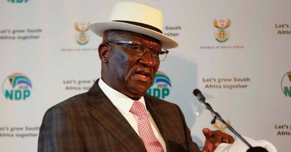 Bheki Cele, election day, 1 November, alcohol sales ban